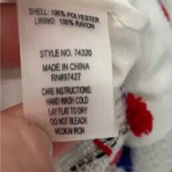 Dolce Cabo Crop 3/4 Sleeve Tweed Pearl jacket size medium - Picture 8 of 8